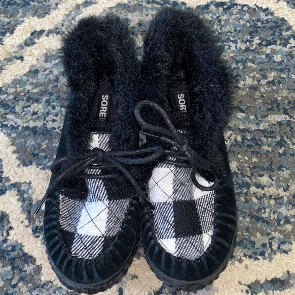 Sorel Women's Black and White Moccasin Slippers